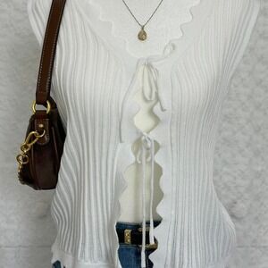 Coquette white bow top